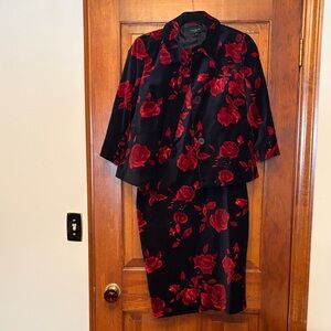 Chic Black Velvet 3-pc. Suit with Red Floral Design